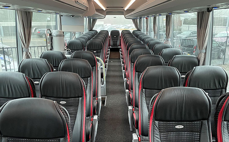 Neuer Bus für den Reiseverkehr
